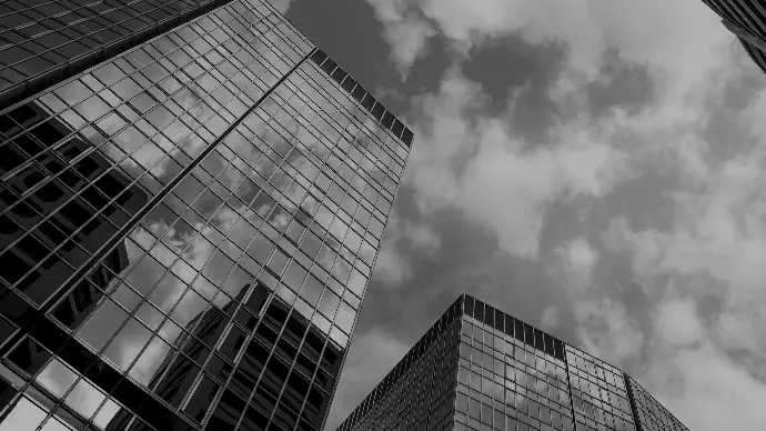 الشركات والمنشئات التجارية